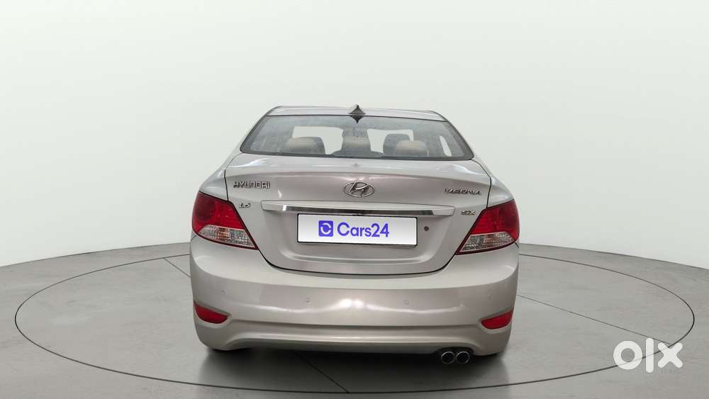 Hyundai Verna Fluidic 1.6 Vtvt Sx, 2013, Petrol