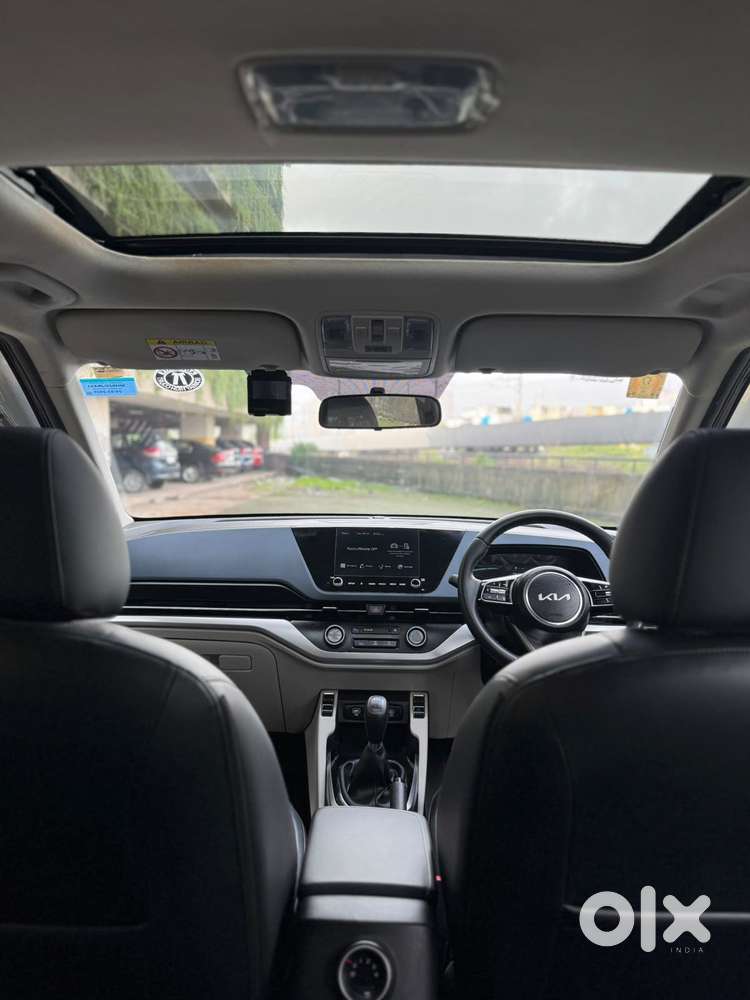 Kia Carens G1.5 6mt Gravity, 2025, Petrol