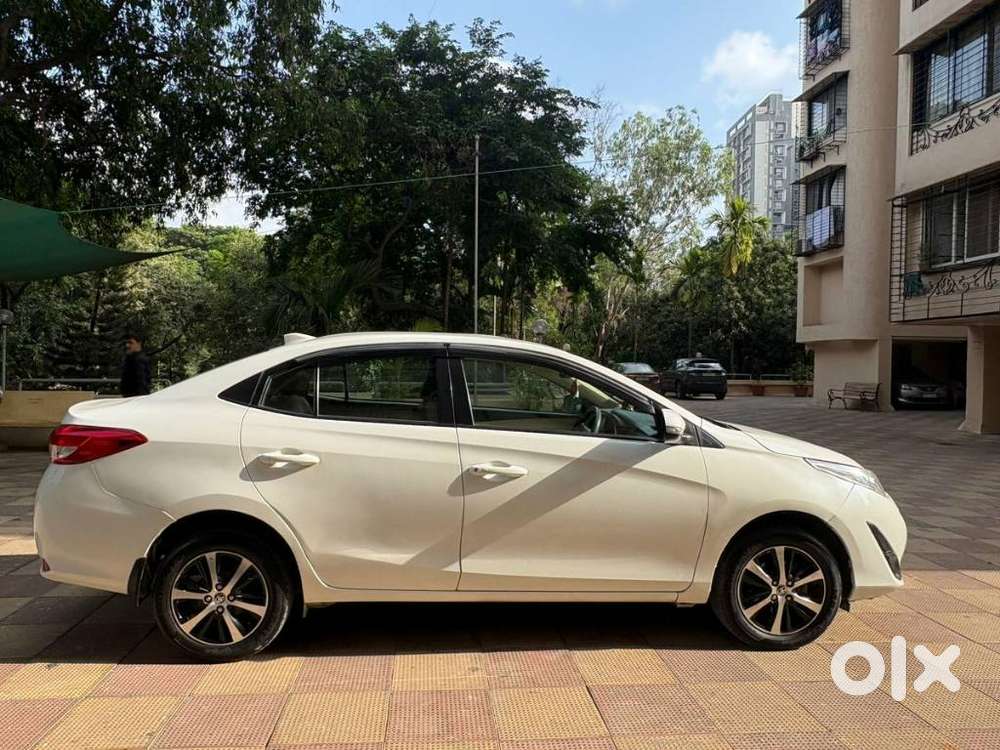 Toyota Yaris G Cvt, 2021, Petrol