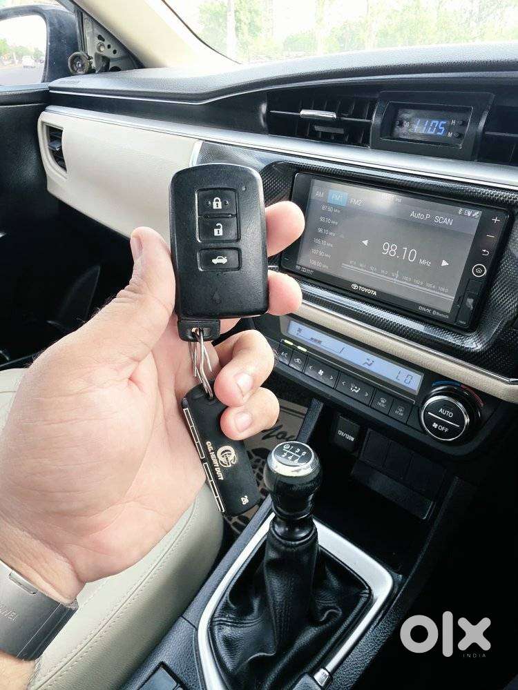 Toyota Corolla Altis 1.8g Limited, 2016, Petrol
