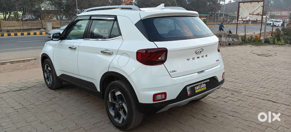 Hyundai Venue Sx+ At, 2019, Petrol