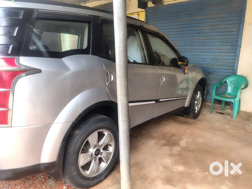 Mahindra Xuv500 2015 Diesel Second Owner
