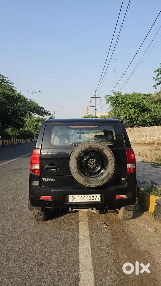 Mahindra Tuv 300 2016 T6+ Single Owner