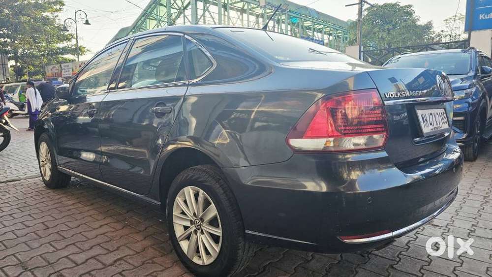 Volkswagen Vento 1.2 Tsi Highline Plus At, 2016, Petrol