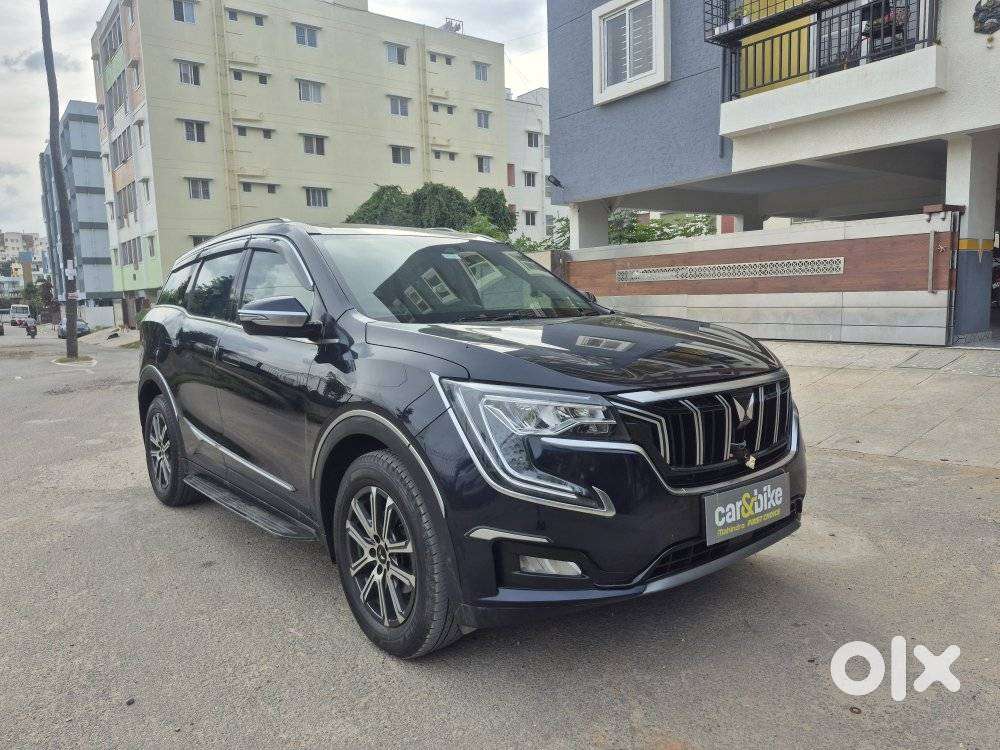 Mahindra XUV700 2.0 AX 7 Petrol MT Str, 2024, Petrol