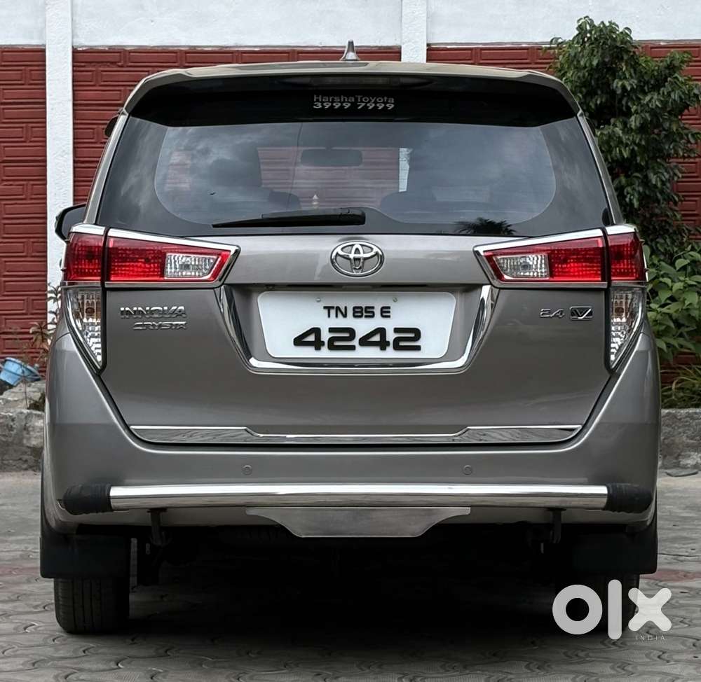 Toyota Innova Crysta 2.4 V, 2017, Diesel