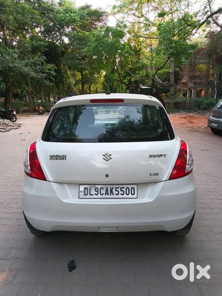 Maruti Suzuki Swift Lxi Optional-o, 2015, Petrol