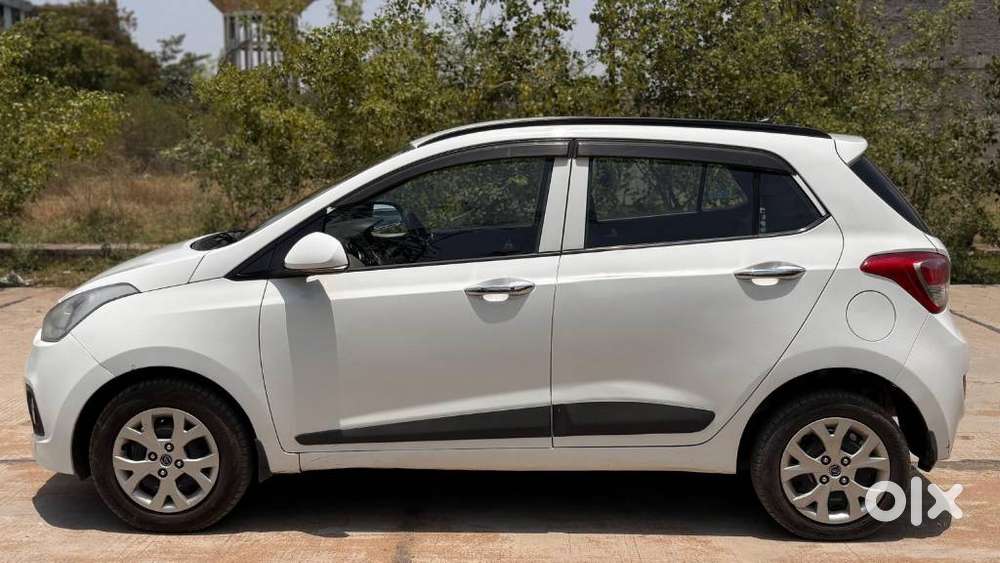 Hyundai Grand I10 2013-2016 Sportz, 2013, Petrol