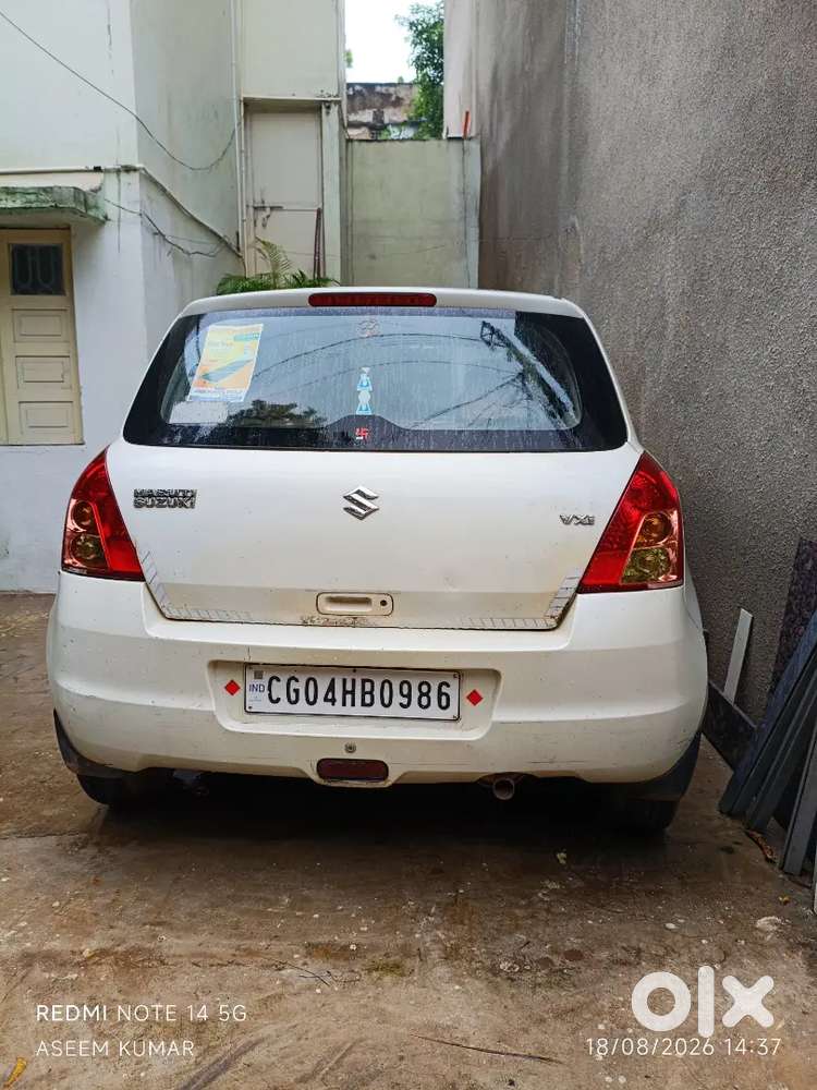 Maruti Swift 2009 पेट्रोल 18 Km