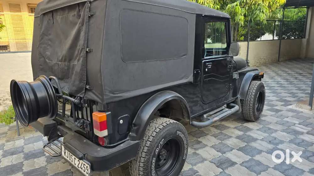 Mahindra Jeep 2.5 4x2 2000