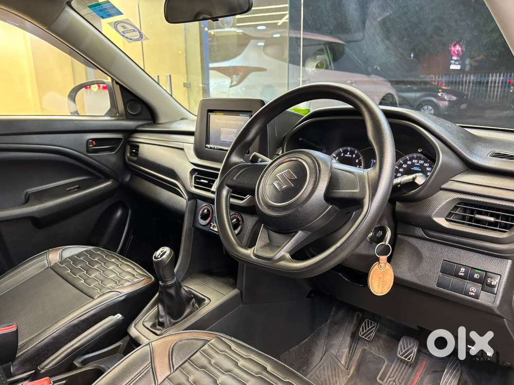 Maruti Suzuki Brezza 1.5 Vxi Smart Hybrid, 2023, Petrol