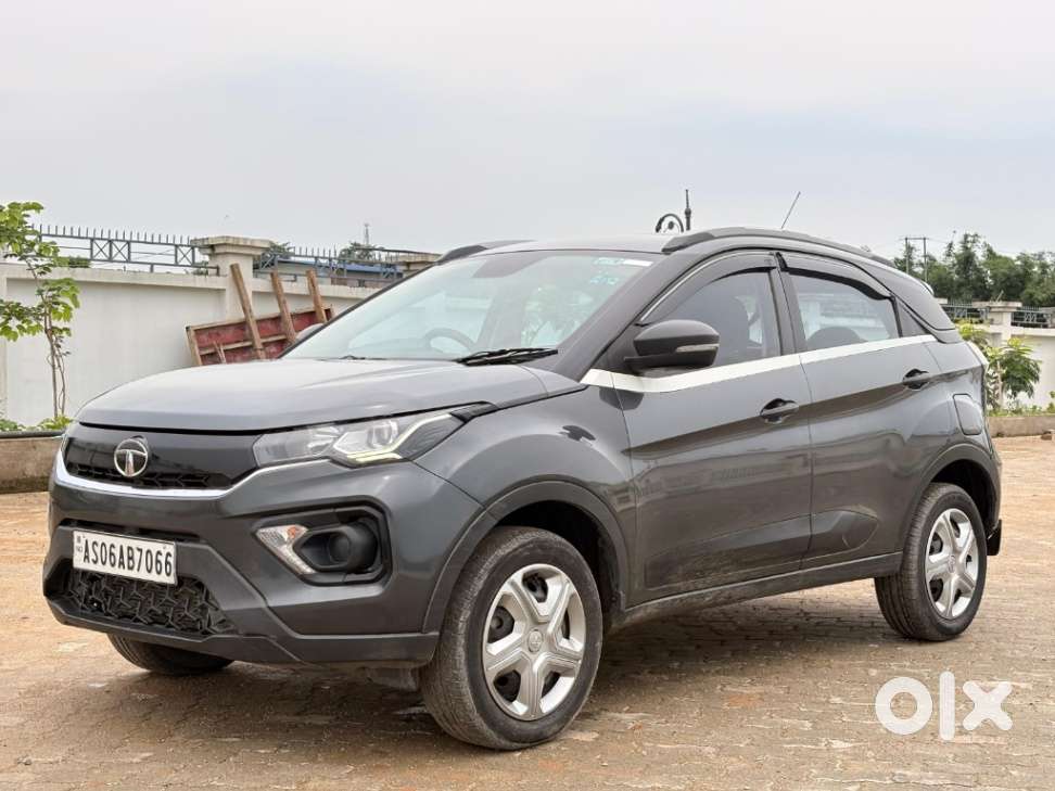 Tata Nexon 1.2 Revotron Xm (s), 2020, Petrol