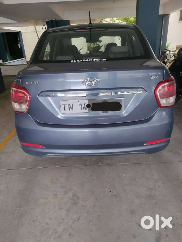 Hyundai Xcent Sx, Diamond Cut Alloy Wheels, Keyless Entry