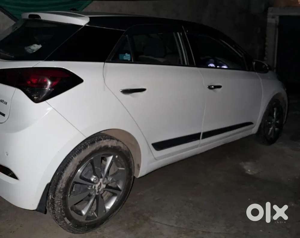 Hyundai I20 Asta Petrol 2017  40,565 Km  Led  New Tyres  2 Keys