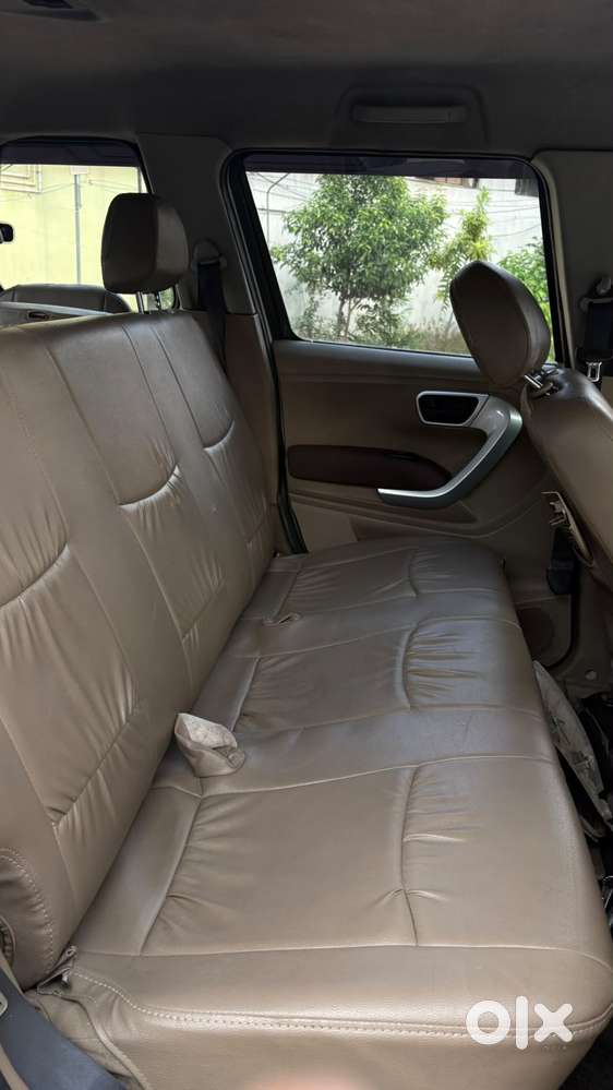 Mahindra Tuv 300 Mhawk100 T8, 2016, Diesel