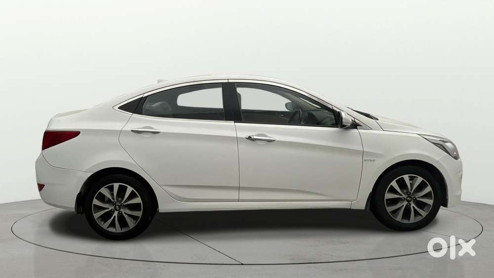 Hyundai Verna 1.6 Vtvt Sx, 2016, Petrol
