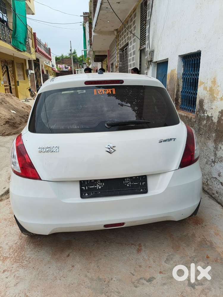 Maruti Suzuki Swift 2012 Diesel 80000 Km Driven