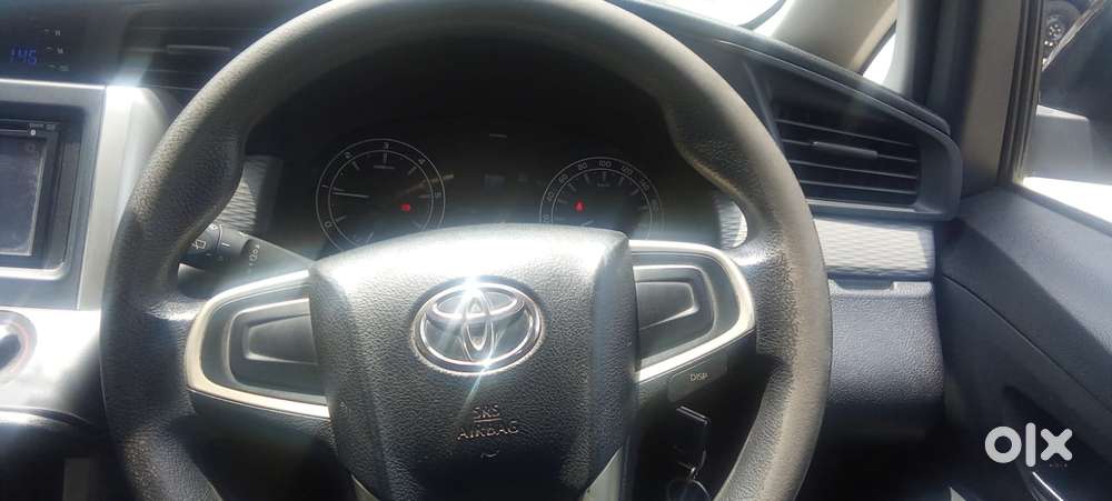 Toyota Innova Crysta 2.8 Gx At, 2016, Diesel