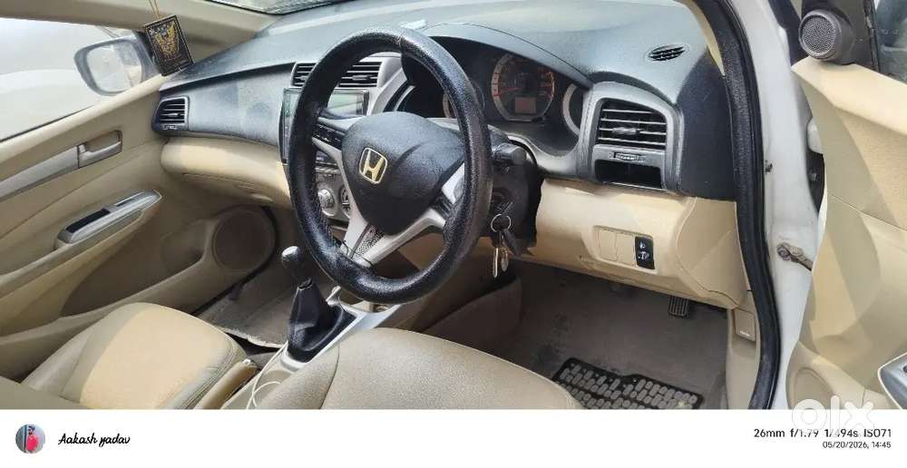 Honda City V Petrol