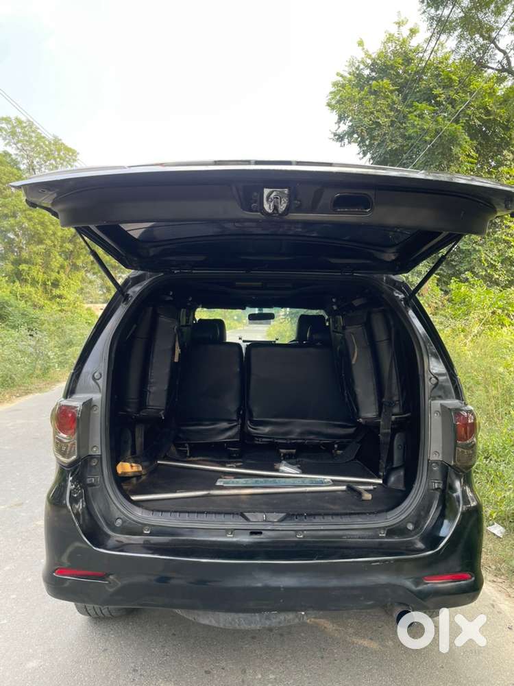 Toyota Fortuner Diesel 2011