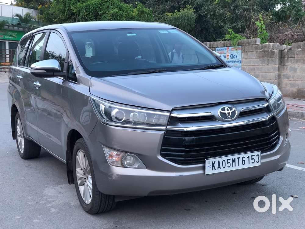 Toyota Innova Crysta 2.8z Automatic, 2016, Diesel