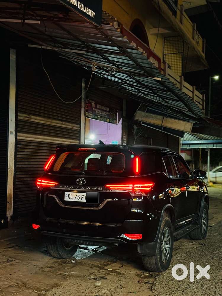 Toyota Fortuner 4x4 At