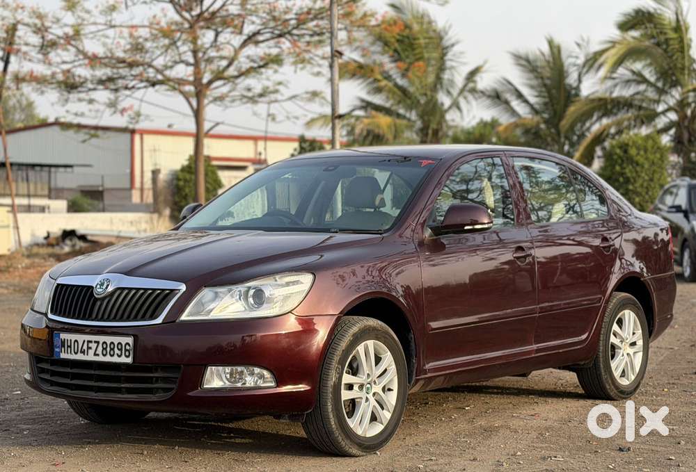 Skoda Laura Ambition 2.0 Tdi Cr At, 2013, Diesel