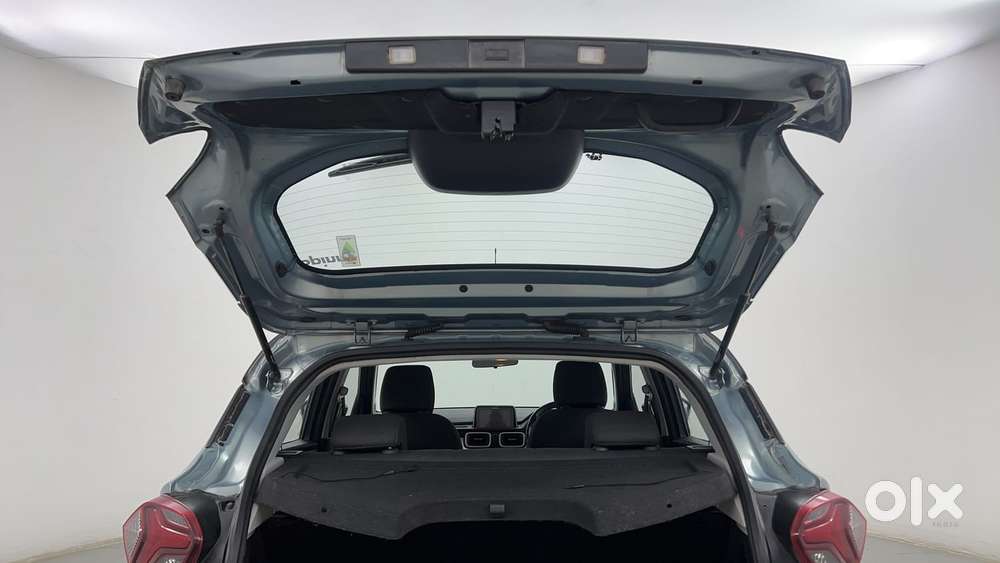 Tata Punch 1.2 Revotron Creative Amt Dual Tone, 2022, Petrol