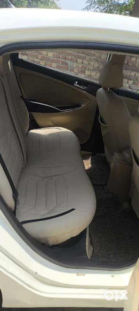 Hyundai Verna (top Model) 2012