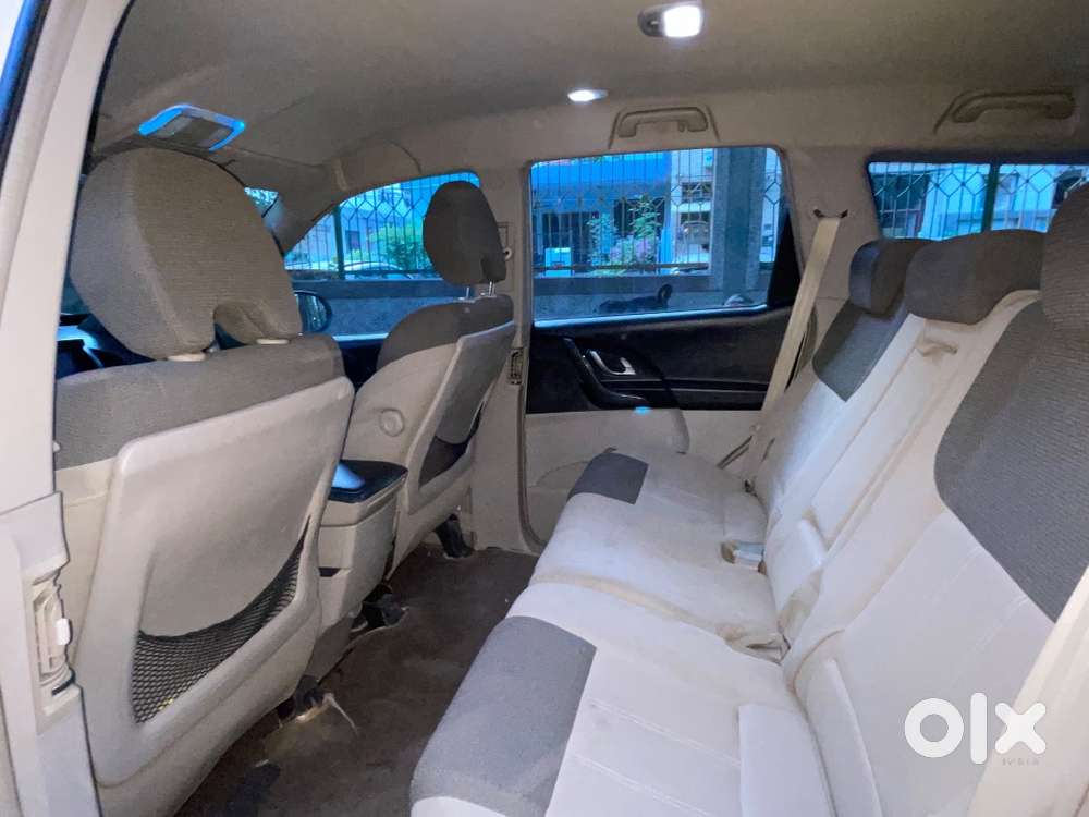 Xuv500 W6 Diesel 2016  1st Owner  Manual  Good Condition