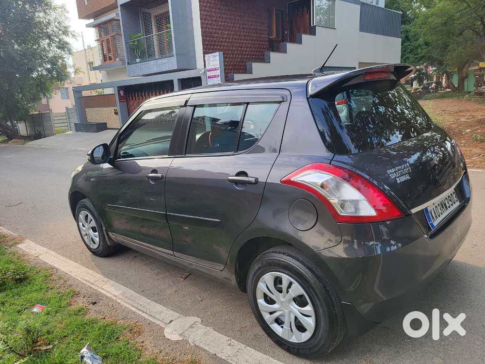 Maruti Suzuki Swift Vxi Ags, 2015, Petrol
