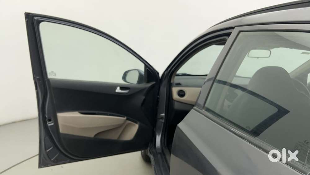 Hyundai Grand I10 1.2 Kappa Sportz, 2016, Petrol