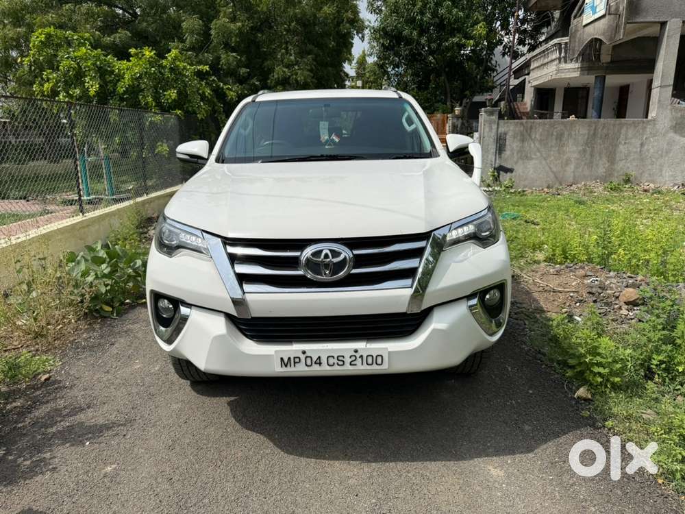 2017 Toyota Fortuner Legender