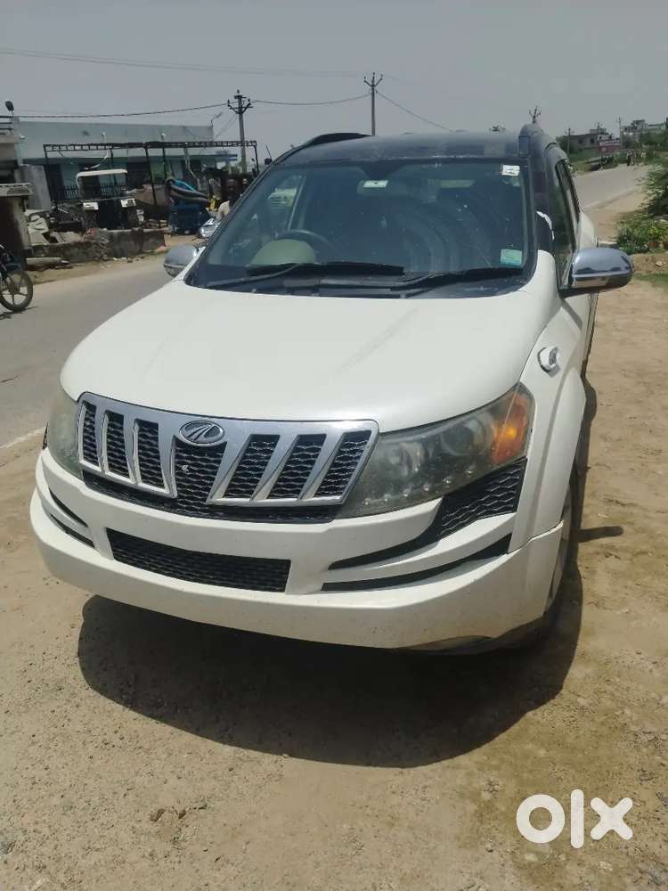 Mahindra Xuv500 2015 Diesel 120000 Km Driven