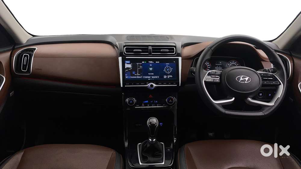 Hyundai Alcazar Platinum, 2022, Petrol