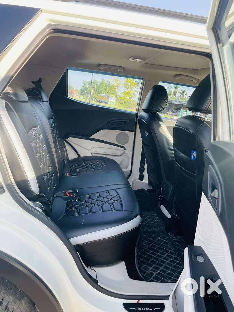 Mahindra Xuv300 W6, 2022, Petrol