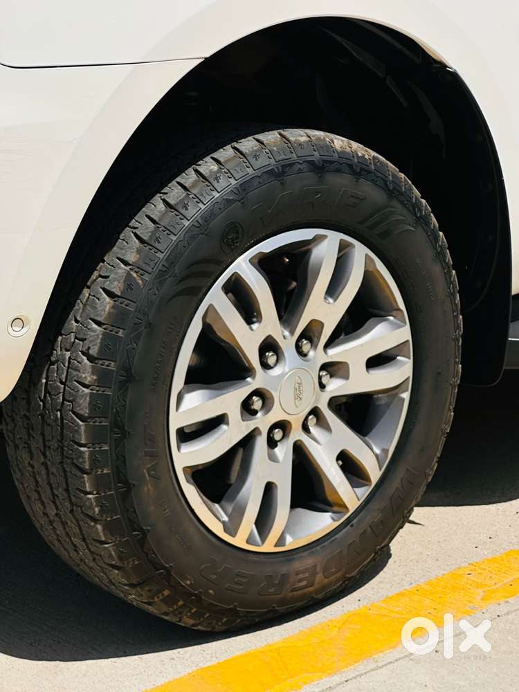 Ford Endeavour 3.2 Titanium At 4x4, 2017, Diesel