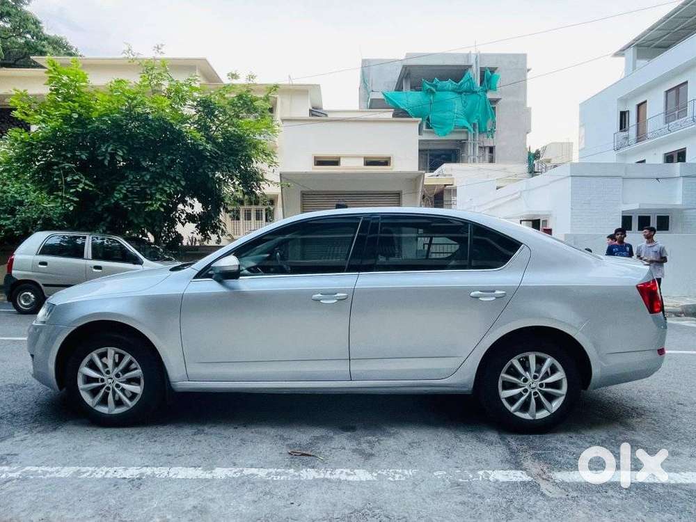 Skoda Octavia 2013-2017 Style Plus 1.8 Tsi At, 2016, Petrol