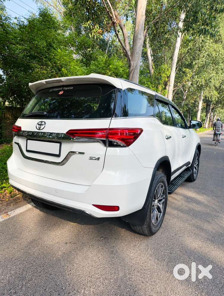 2nd Owner Toyota Fortuner 2017