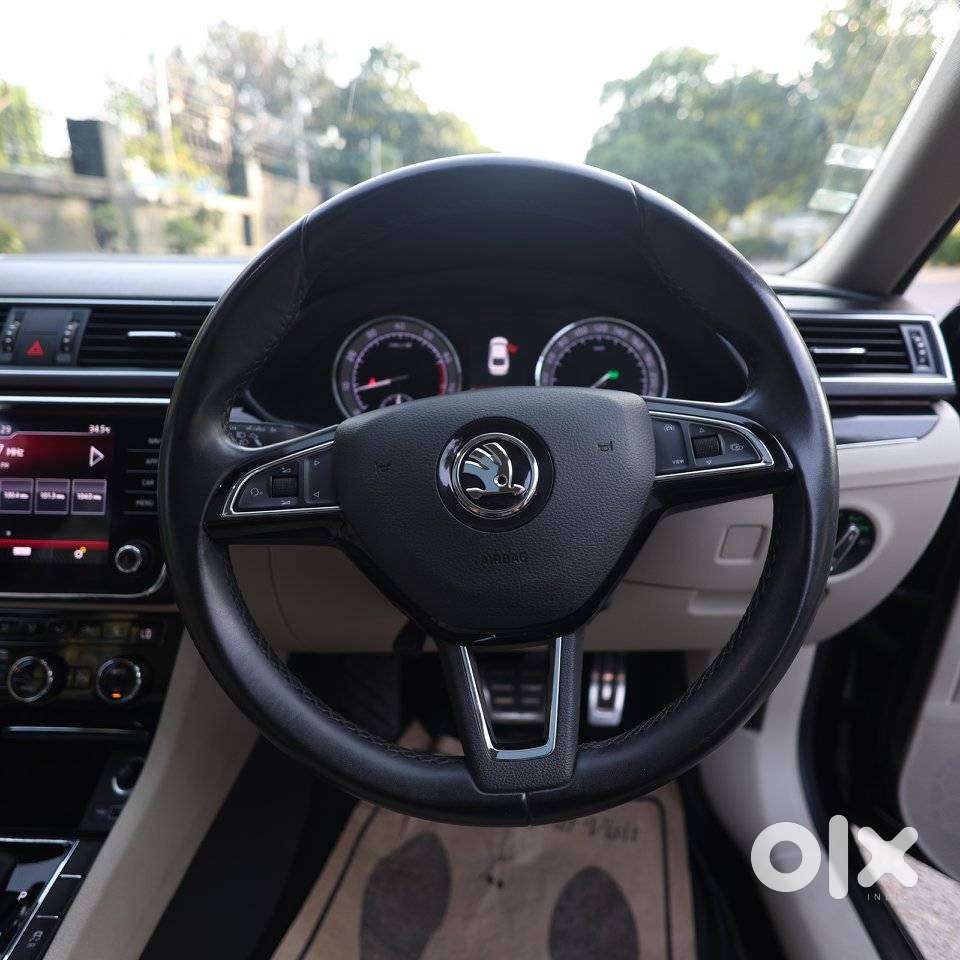 Skoda Superb 2.0 L&k Tsi At, 2021, Petrol