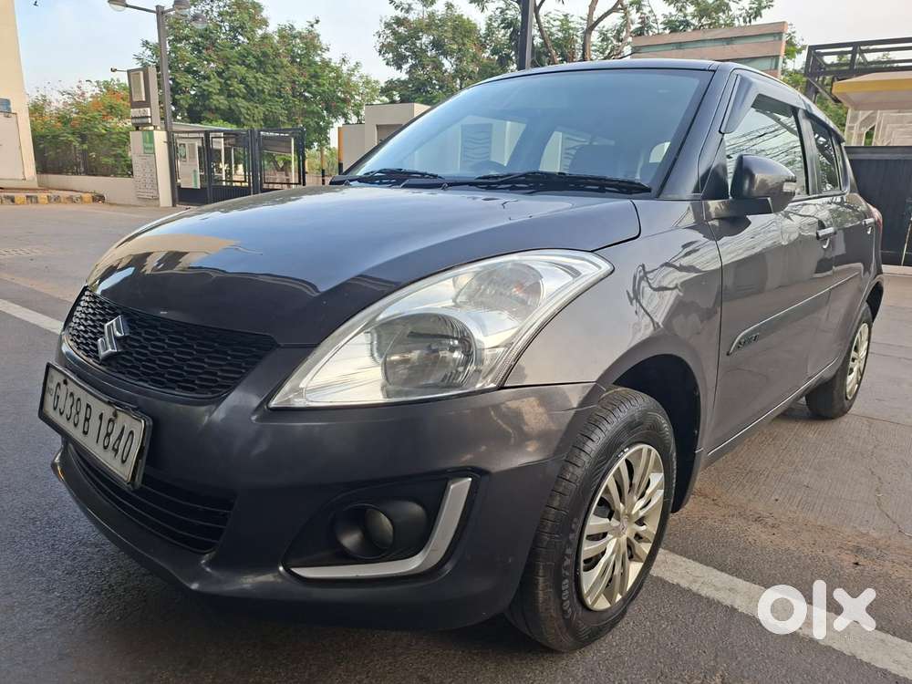 Maruti Suzuki Swift Vxi + Manual, 2017, Petrol
