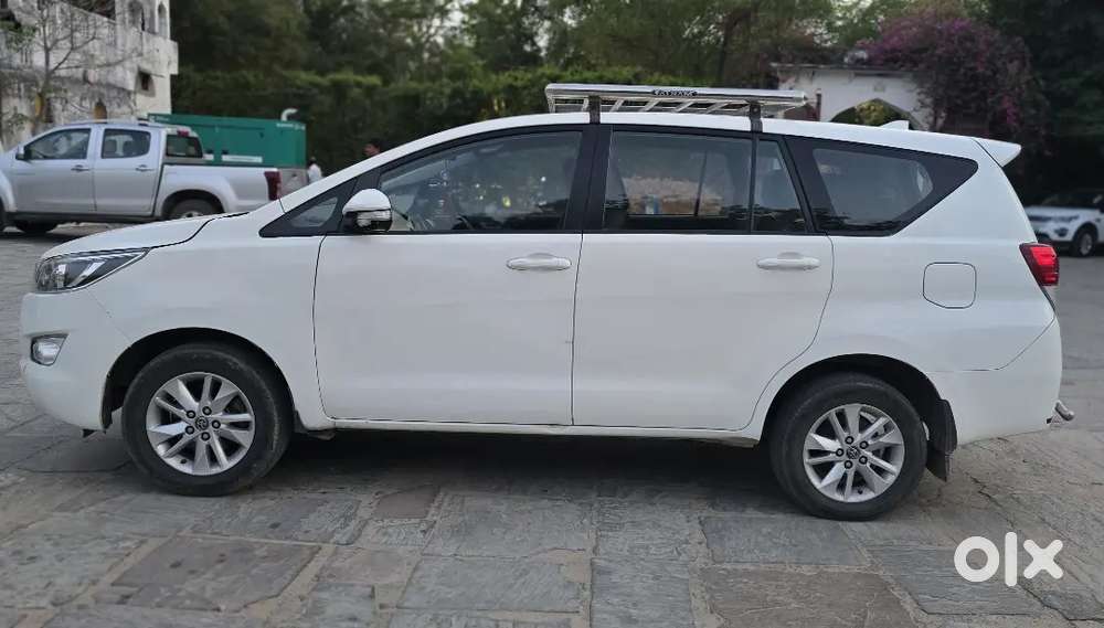 Toyota Innova Crysta 2017