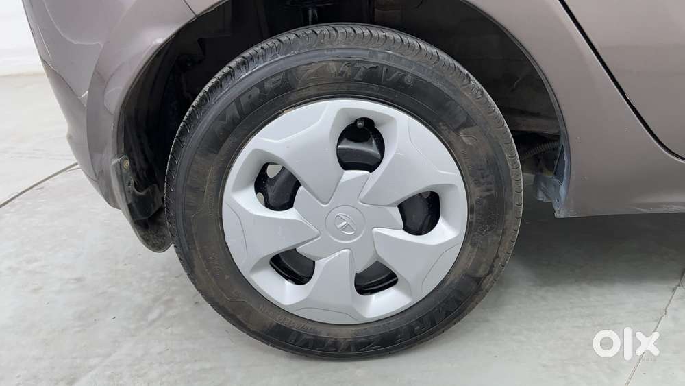 Tata Tiago 1.2 Revotron Xt, 2018, Petrol