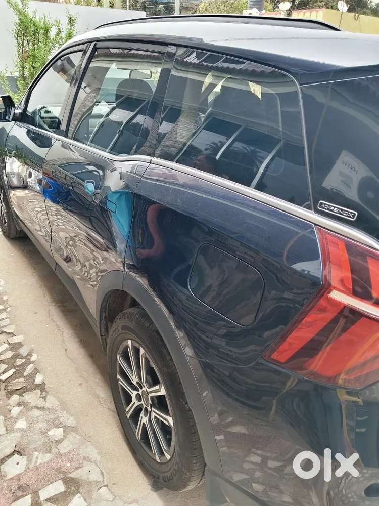 Mahindra Xuv700 2025 Diesel 7714 Km Driven