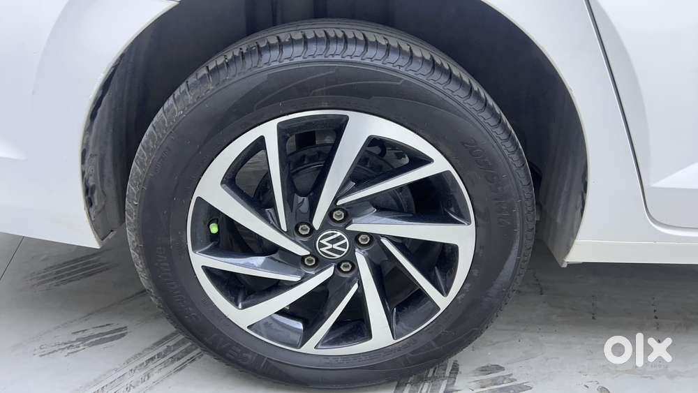Volkswagen Virtus 1.0 Topline Tsi At, 2023, Petrol