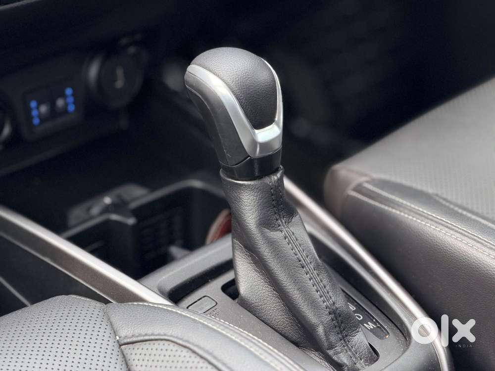 Maruti Suzuki Xl6 1.5 Alpha At, 2024, Petrol