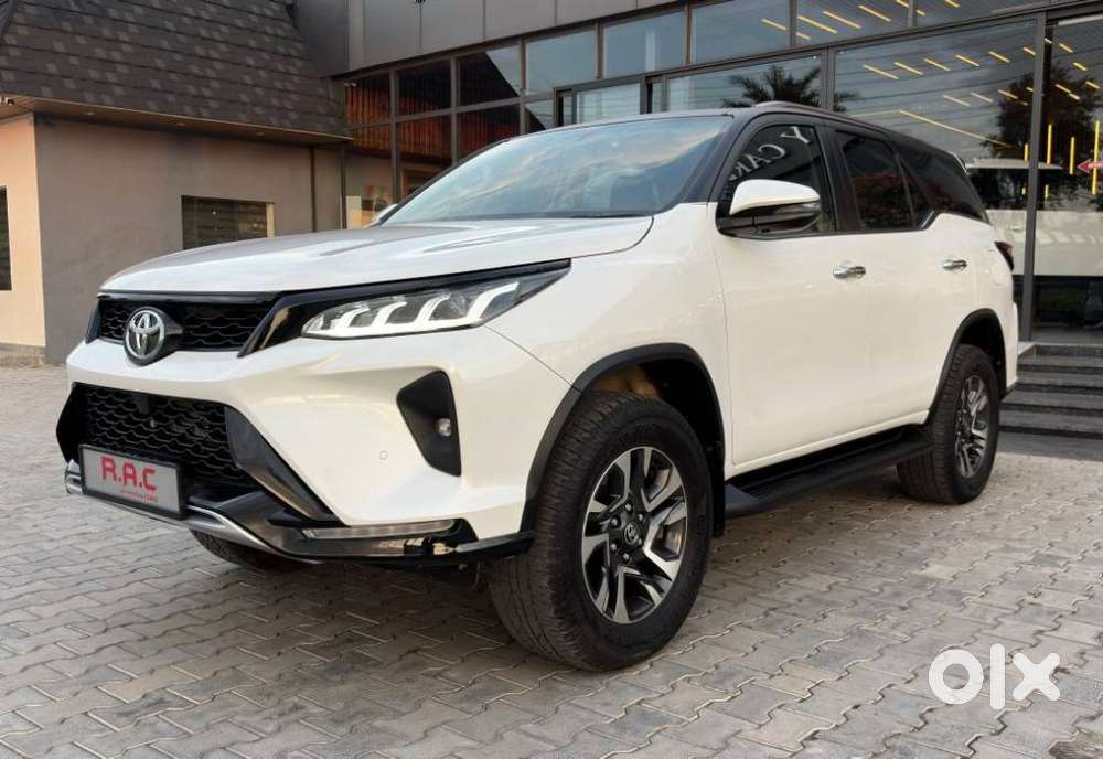 Toyota Fortuner Legender 4x2 At 2.8, 2025, Diesel