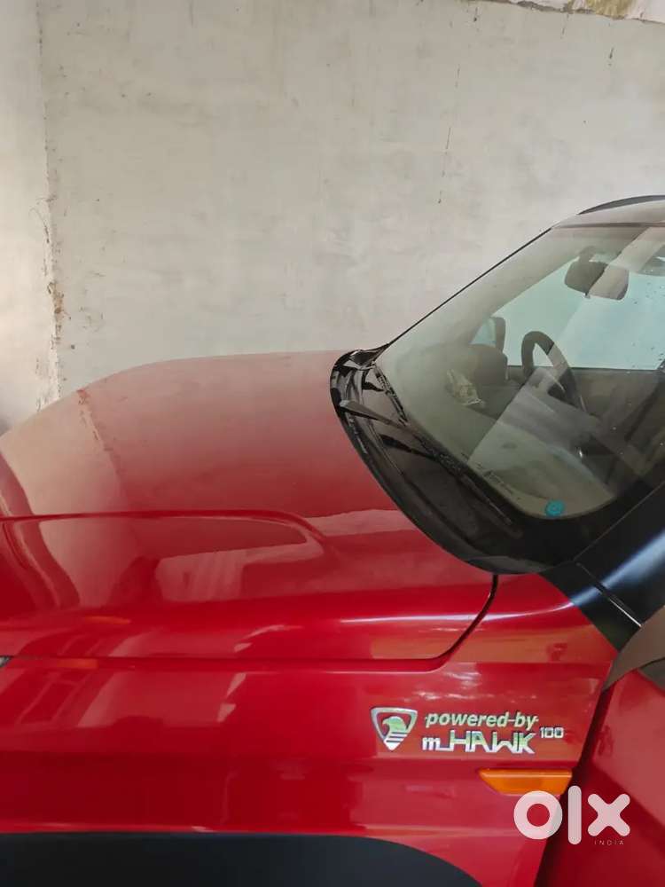 Mahindra Tuv 300 2018