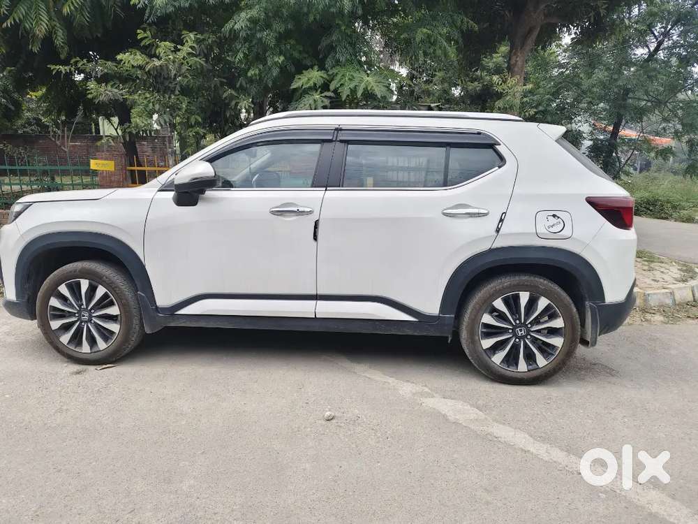 Honda Elevate 2025 Zx  Petrol 5800 Km Driven