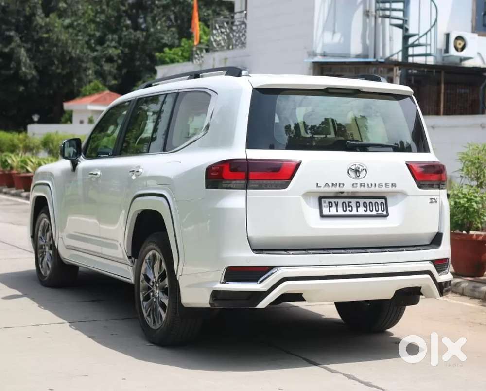 Toyota Land Cruiser 3.3 Zx Diesel, 2023, Diesel